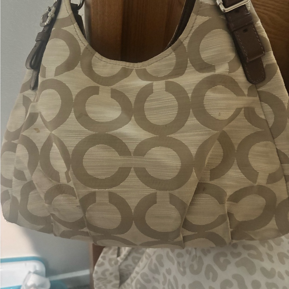 Coach Cream and Brown Hobo Bag with Signature Design-Madison Maggie , clean - Picture 5 of 11